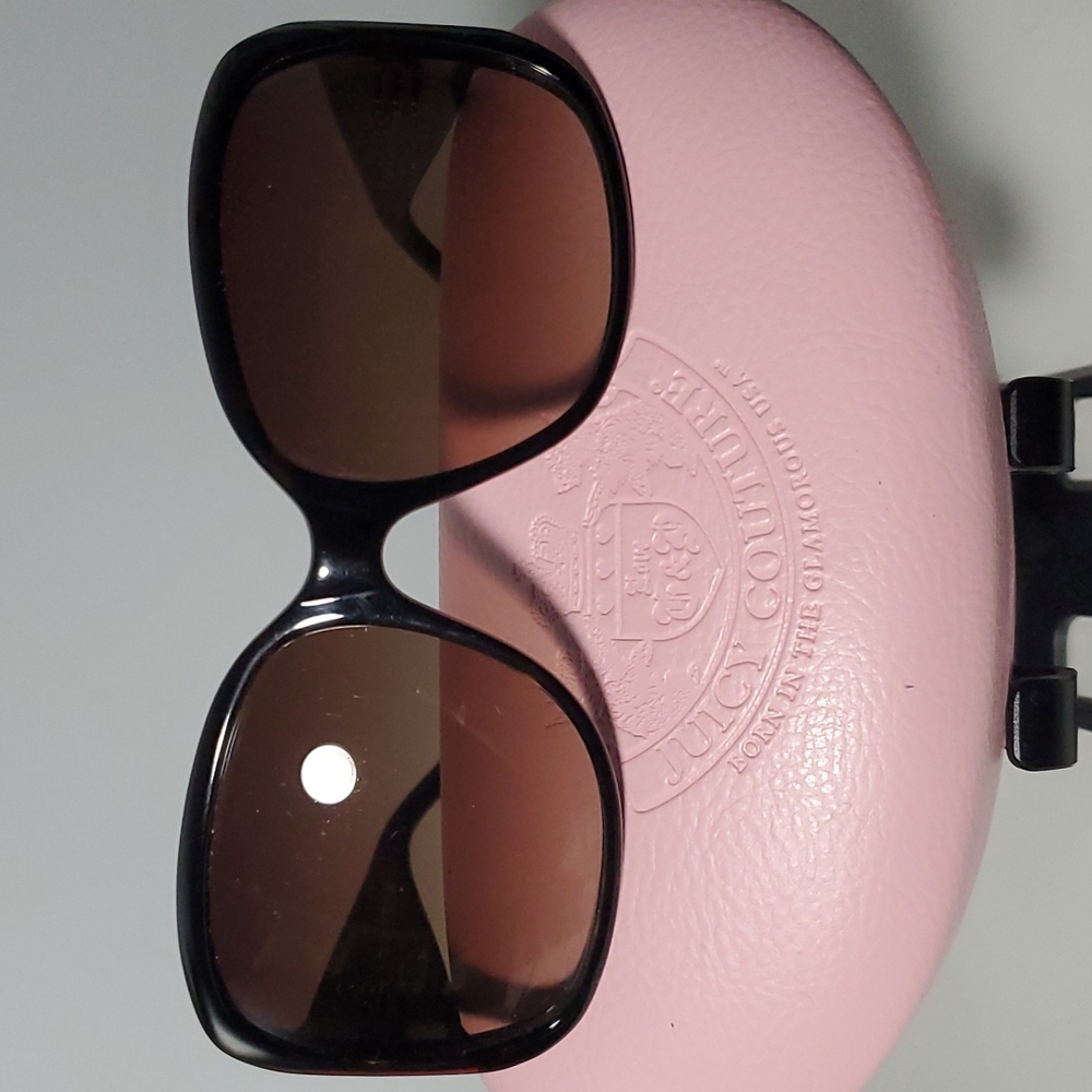 🤎 SOLD 🤎 Tortoiseshell Sunglasses